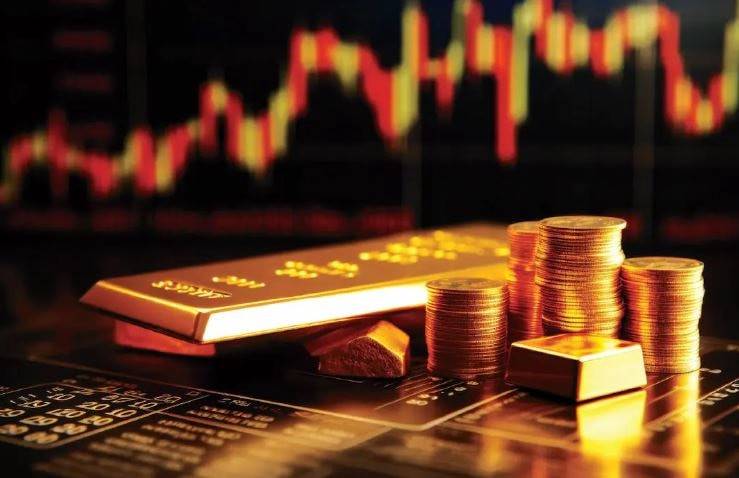 Vàng “nín thở” chờ Federal Reserve, nguy cơ điều chỉnh giảm 5–20% năm sau