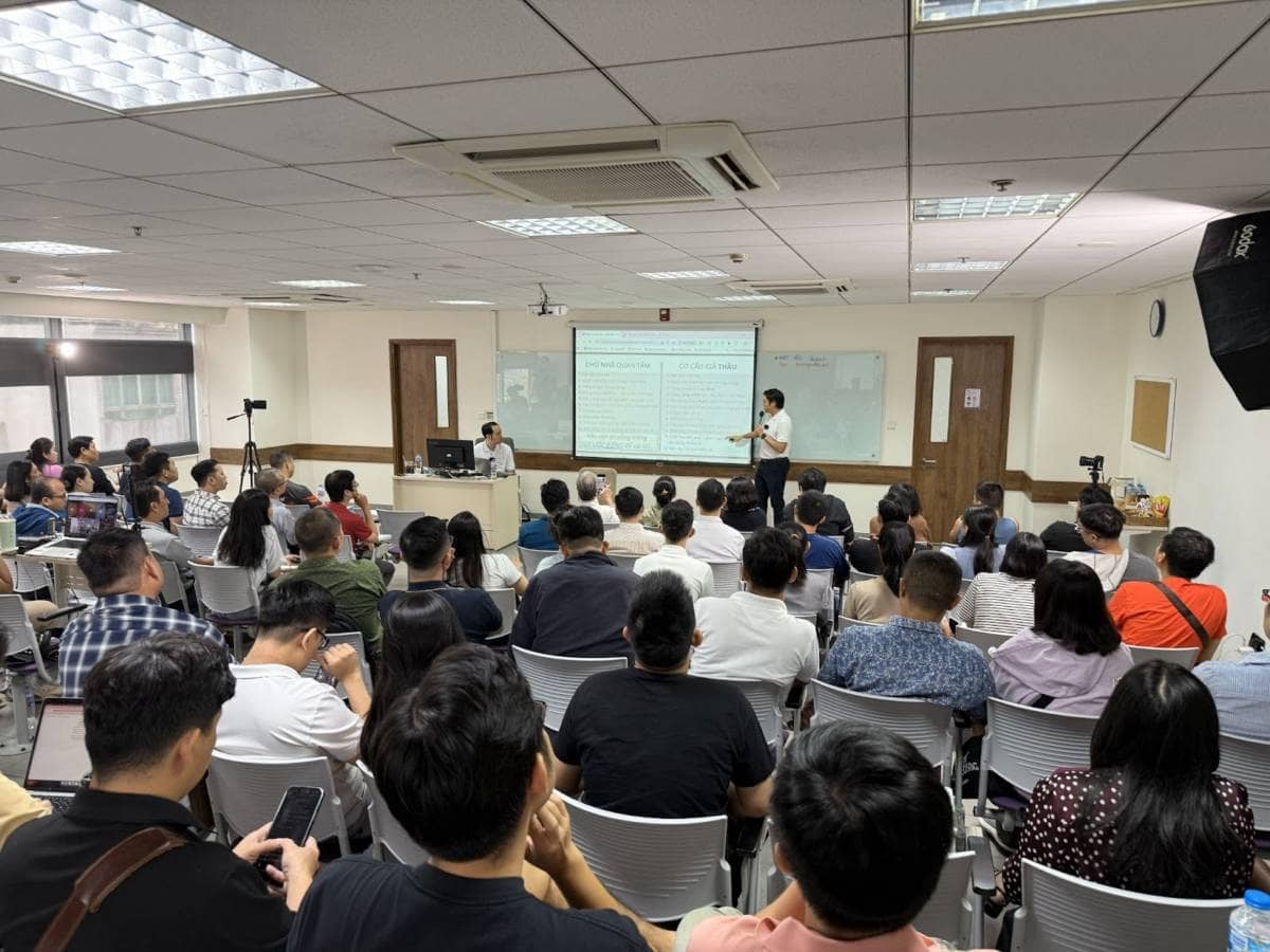 “XÂY NHÀ TỬ TẾ” – KHI MỌI BẤT ĐỒNG ĐƯỢC CHỦ NHÀ VÀ NHÀ THẦU CÙNG NÓI RA MỘT CÁCH THẲNG THẮN. Trong bức  ...