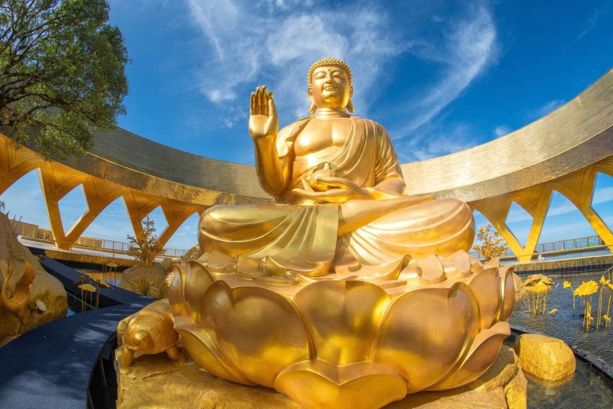 Núi Bà Đen, Tây Ninh tổ chức Lễ an vị Tôn tượng Đức Phật Câu Na Hàm Mâu Ni