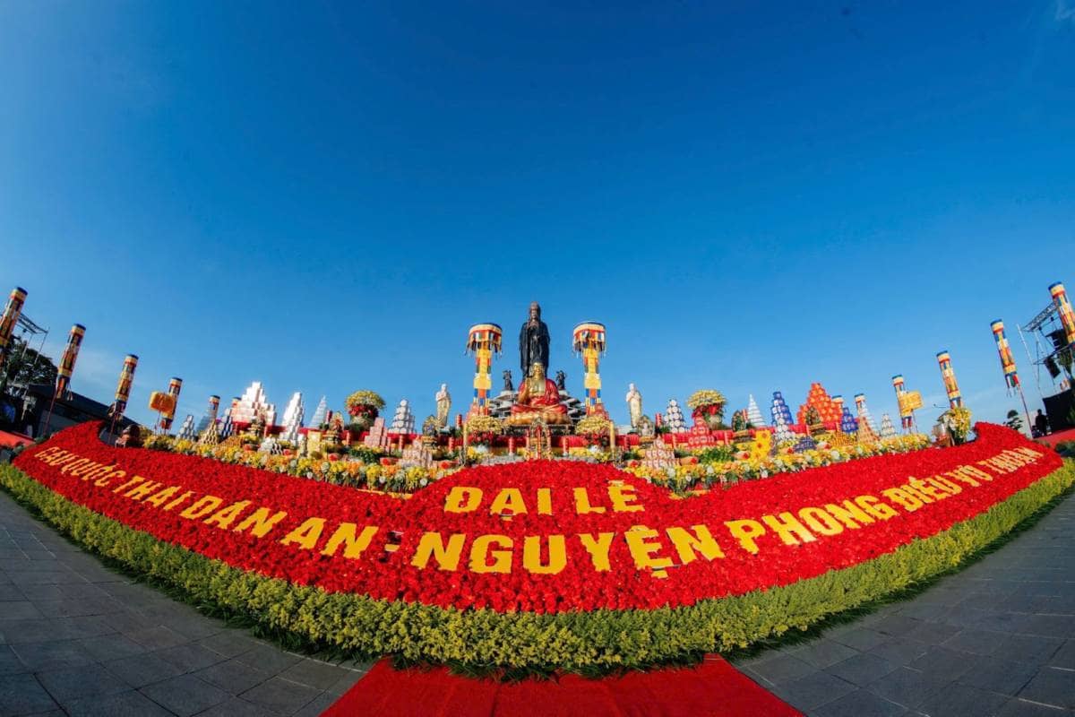 Đại lễ Cầu quốc thái dân an được tổ chức quy mô trên đỉnh núi Bà Đen, Tây Ninh