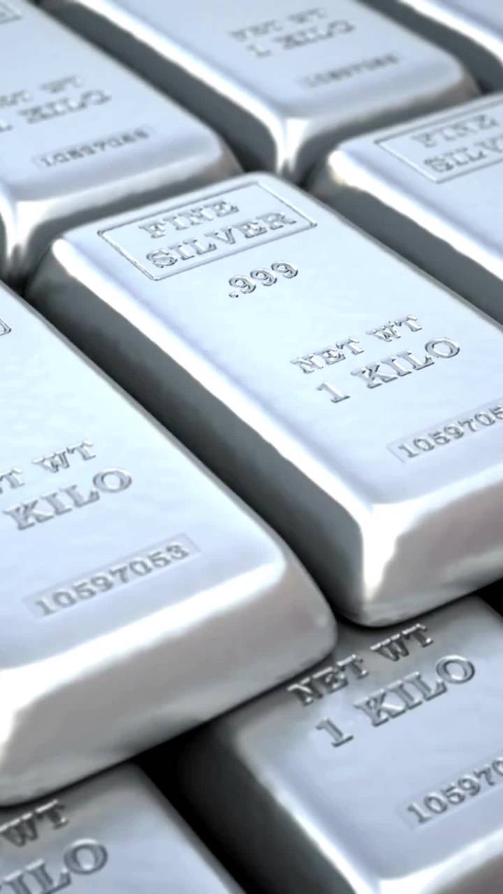 Bạc Bùng Nổ Trên 60 USD/Ounce: Cú Nổi Loạn Mạnh Nhất Thị Trường Kim Loại Trong Thập Kỷ!
#giabac #dautuhanghoa #hct #kimloaiquy 