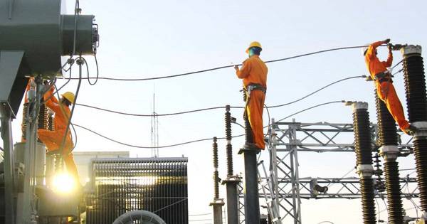 Tiêu thụ điện tăng thấp hơn tăng trưởng GDP: Tín hiệu tích cực