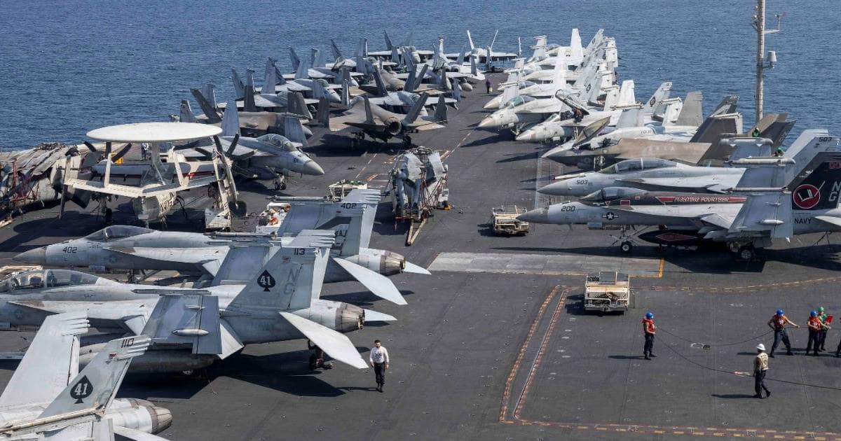 Vì sao Iran không thể tự vệ trước các tàu sân bay Mỹ?