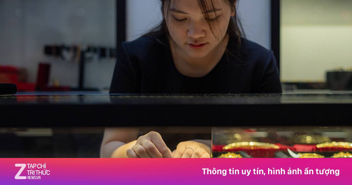 Vì sao giá vàng giảm cả chục triệu đồng/lượng sau vài ngày