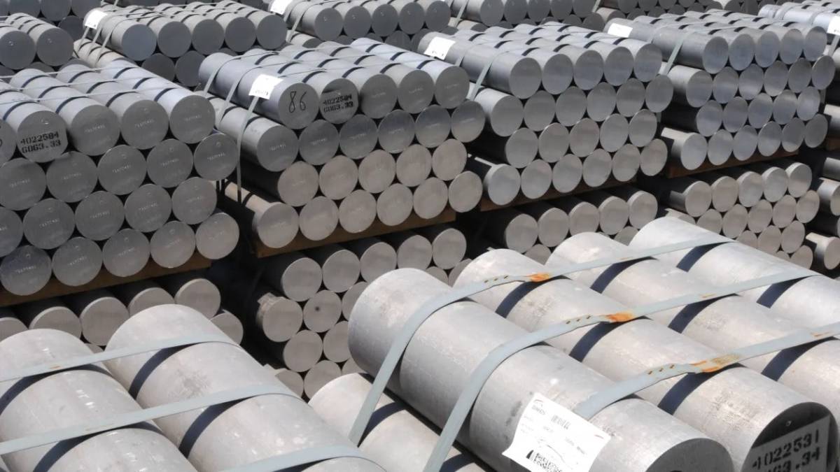 Nhà máy nhôm lớn nhất thế giới trúng đòn, Trung Đông bên bờ bùng nổ lớn