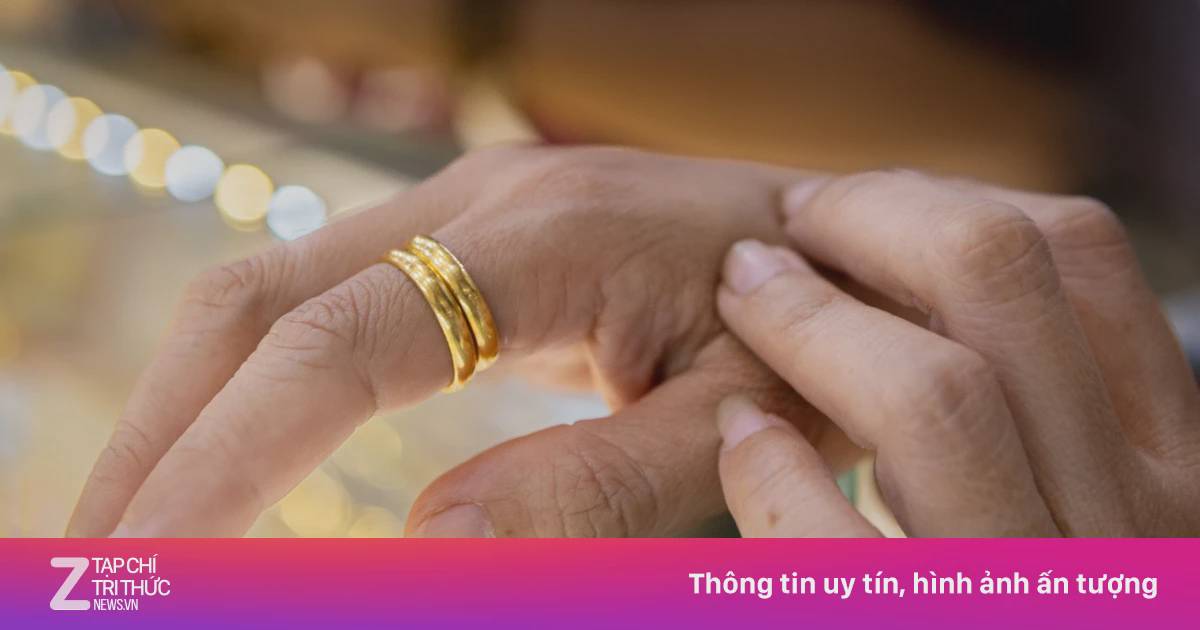 Lỗ nặng vì vàng