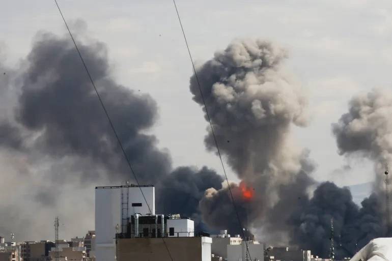 Các nước Vùng Vịnh bất ngờ thúc giục Mỹ leo thang chiến tranh Iran: Cơ hội lịch sử hay rủi ro toàn cầu?