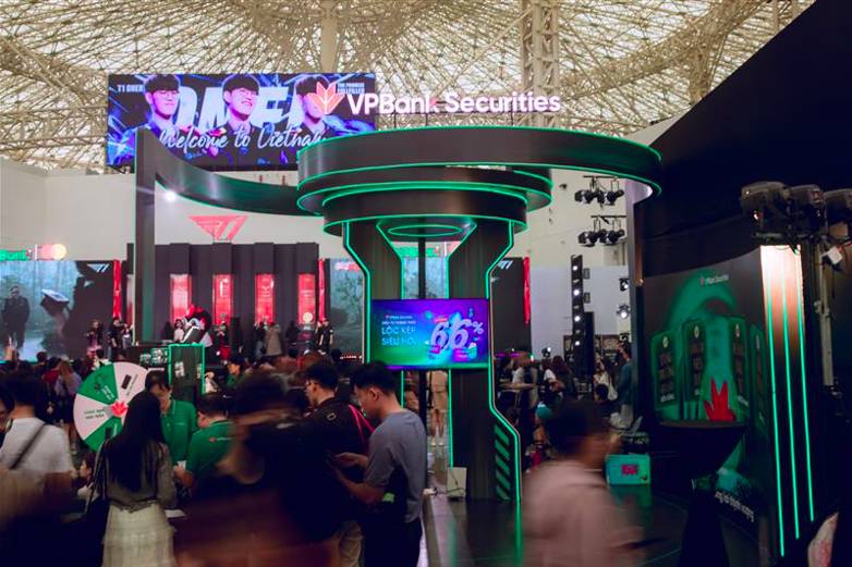 VPBank và các thương hiệu kiến tạo lễ hội eSport cùng T1