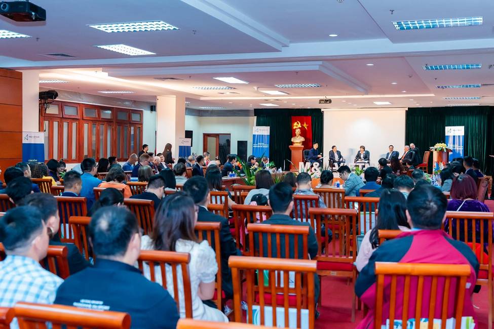 M&A VIETNAM TÁI KHỞI ĐỘNG CHƯƠNG TRÌNH M&A CAFE VÀ M&A TALK. -/-. CHƯƠNG TRÌNH M&A TALK DO M&A VIETNAM  ...