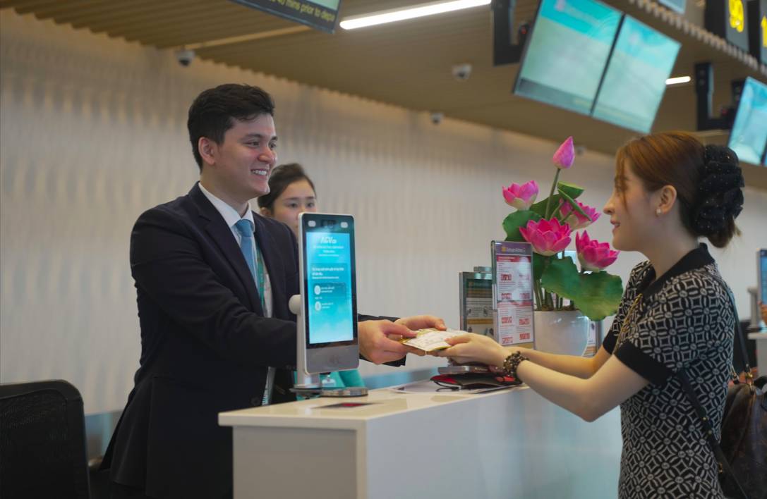 Vietnam Airlines khai thác hơn 1.300 chuyến bay đêm dịp Tết Nguyên đán 2026