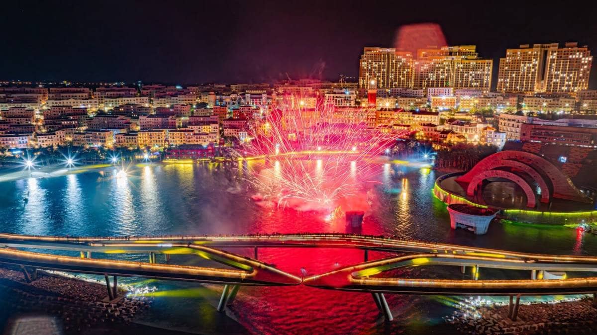 Sun Group và hơn 2 năm bền bỉ thắp sáng bầu trời Phú Quốc với “thiên hà pháo hoa”