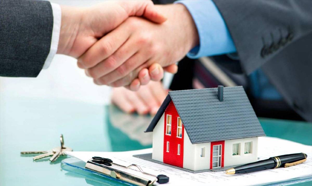 Vì sao cần tìm hiểu kỹ thuế mua bán nhà đất trước khi giao dịch?. Khi tham gia mua bán nhà đất, nhiều  ...