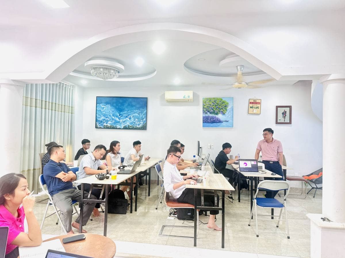 Hi ! Tiếp tục chuỗi seri đào tạo thực tế nhân sự Team là:. Vẫn là hành trình ấy - nội dung đấy. Bài  ...