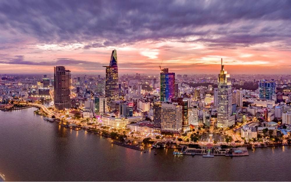 BĐS 2025 Phần 2: Dư cung hạng sang – tín dụng tăng nóng & những “vòng kim cô” chính sách từ 2026