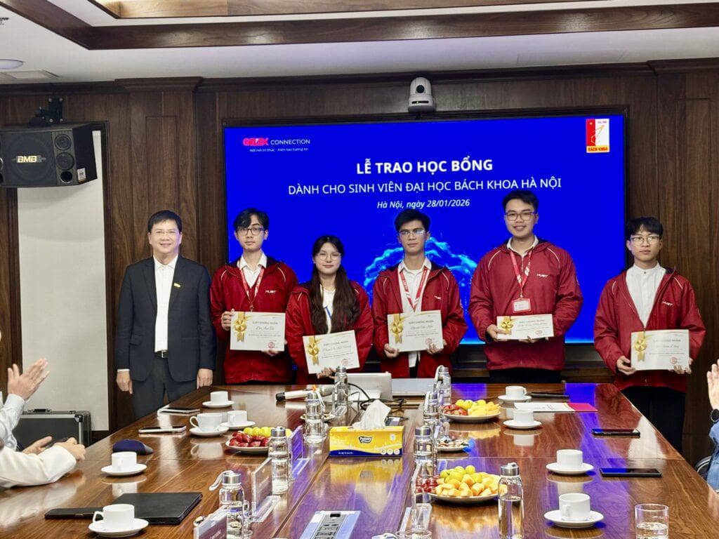 GELEX trao học bổng cho sinh viên tiêu biểu của Đại học Bách khoa Hà Nội