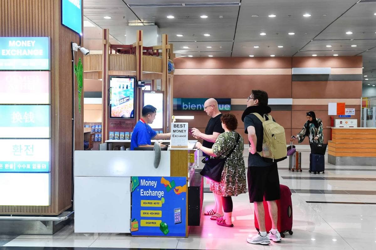 Đón lượng khách kỷ lục, Cảng hàng không quốc Phú Quốc vượt tiêu chuẩn dịch vụ