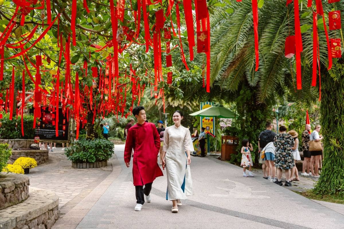 Hàng không Phú Quốc xác lập kỷ lục lịch sử: Đón gần 17.000 lượt khách chỉ trong ngày mùng Hai Tết