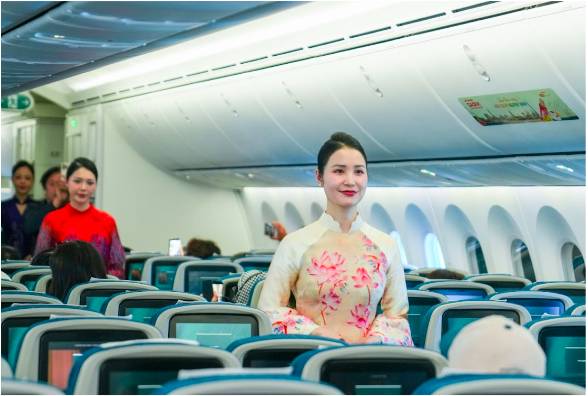 Vietnam Airlines mang trọn hương vị Tết Việt trong từng cánh bay xuân Bính Ngọ 2026