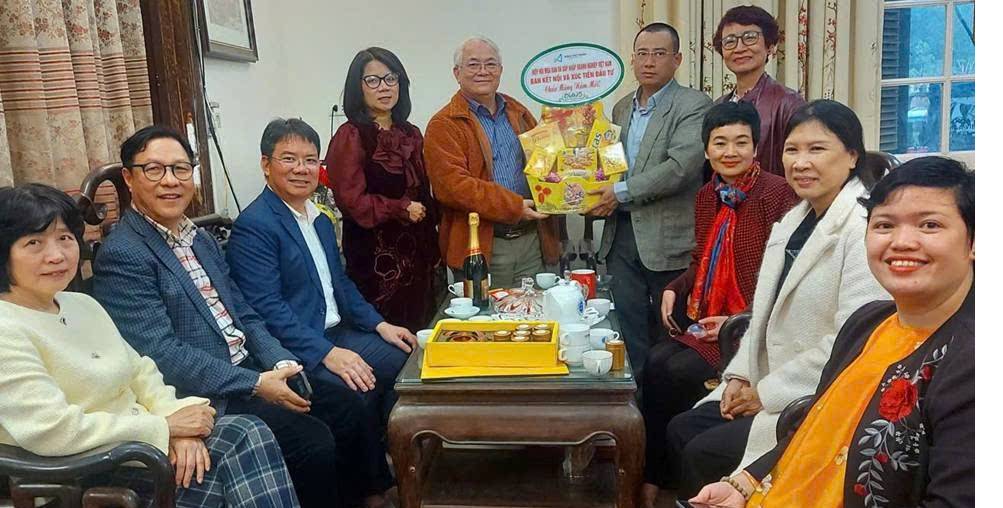 HIỆP HỘI M&A TỰ HÀO TRỤ SỞ, TRI ÂN GIA ĐÌNH ÔNG TRỊNH CẦN CHÍNH. ---. Khi Ông Trịnh Cần Chính - CT.HĐQT  ...