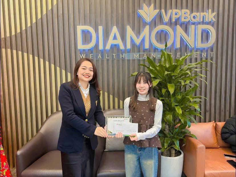 Đại học gắn doanh nghiệp: Khi giảng đường mở rộng ra thị trường