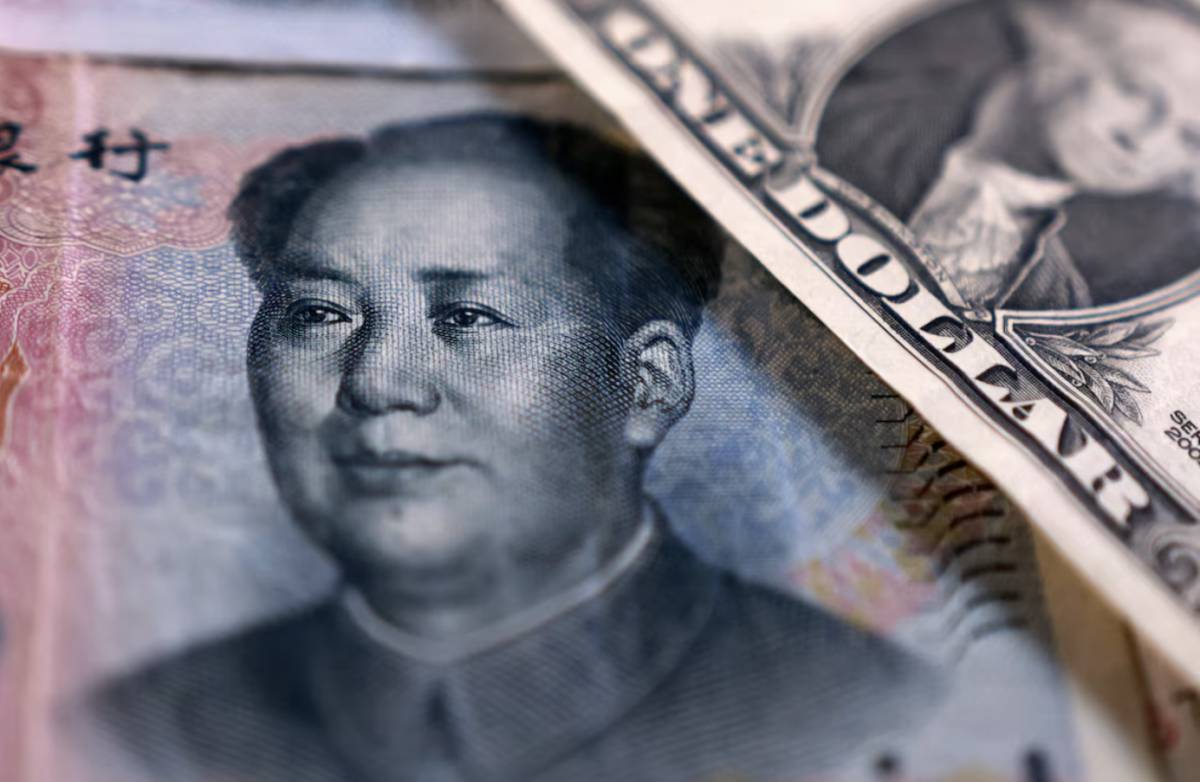 Trung Quốc khuyến khích mua đô la để kiềm chế đà tăng mạnh của đồng nhân dân tệ