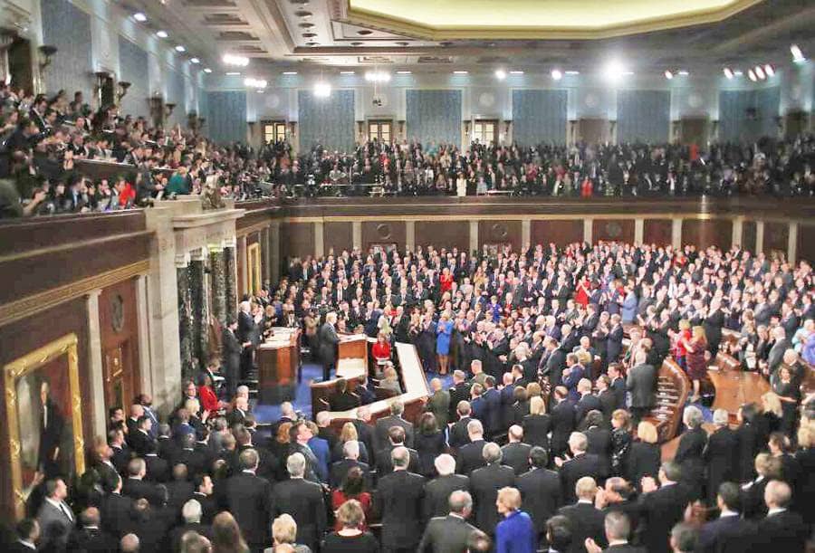 Thượng viện Mỹ bác nghị quyết ngừng tấn công Iran