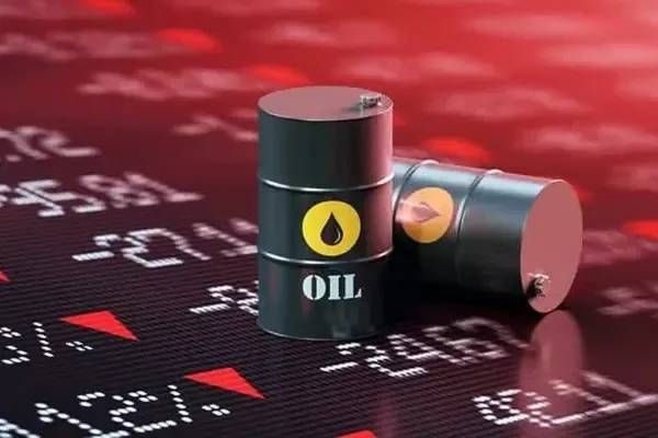 Dầu Thô Vượt 110 USD/Thùng: Cú Sốc Hormuz Làm Rung Chuyển Thị Trường Năng Lượng