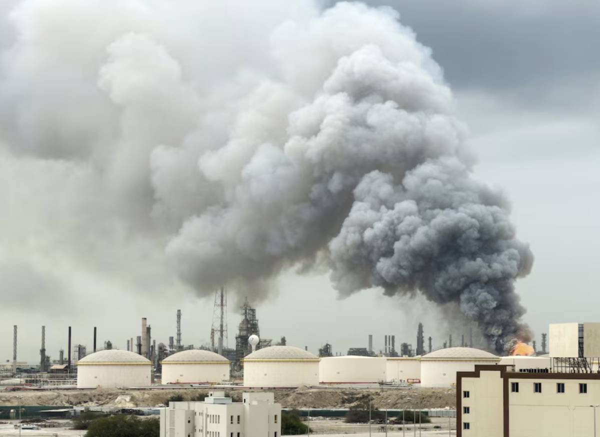 Iran đặt cược vào sức chịu đựng và sự gián đoạn nguồn cung để vượt qua Mỹ và Israel