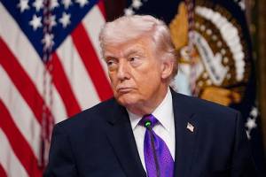 Trump Khởi Động Điều Tra Thương Mại Toàn Cầu: Việt Nam Có Bị Cuốn Vào Vòng Xoáy Thuế Quan Mới?