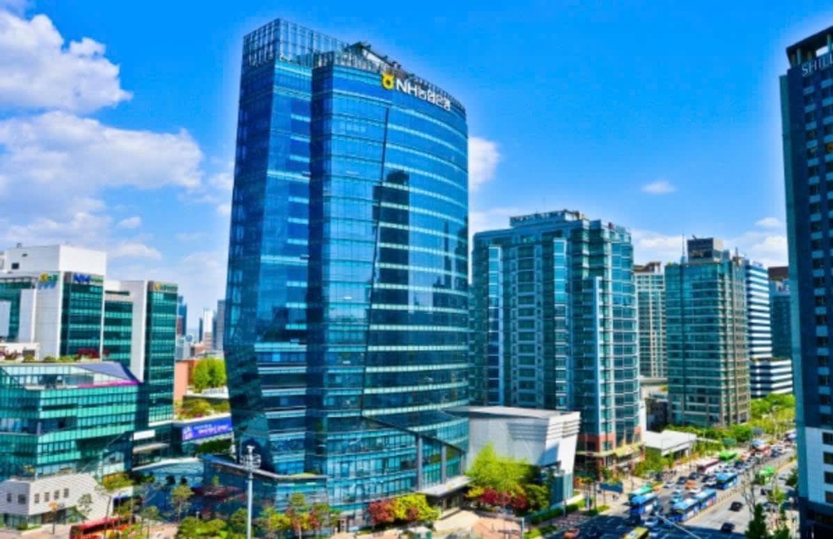 Nhiều người bất ngờ khi biết “chống lưng” phía sau Chứng khoán NHSV là một tập đoàn tài chính khổng  ...