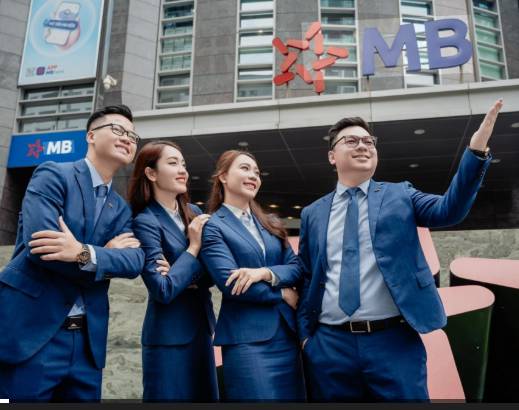 Giải mã MBB: Tăng trưởng tín dụng 40% nhưng nợ xấu chỉ 1,3% - Cú đạp phanh chuẩn xác của người khổng lồ