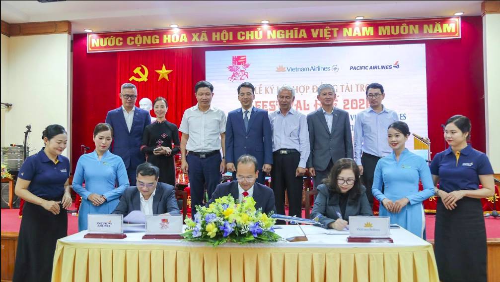Vietnam Airlines và Pacific Airlines là “Nhà vận chuyển chính thức” của Festival Huế 2026