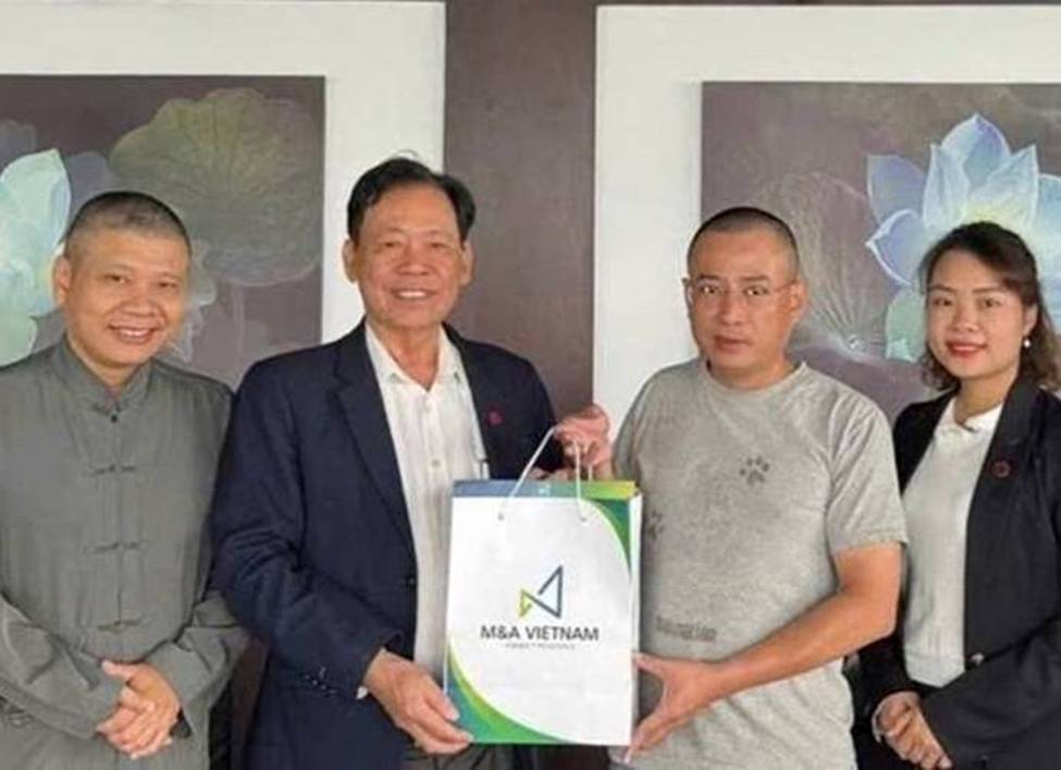 BAN KẾT NỐI VÀ XÚC TIẾN ĐẦU TƯ HIỆP HỘI M&A. ---. Ban Kết và Xúc tiến đầu tư ( Ban KN&XTĐT ) là đơn  ...
