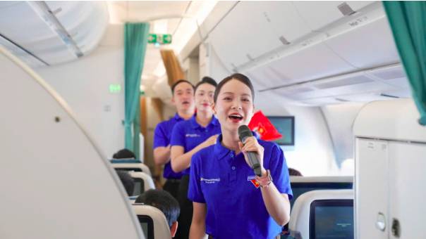 Vietnam Airlines thắp sáng tinh thần nhiệt huyết trên “Chuyến bay Thanh niên” 2026