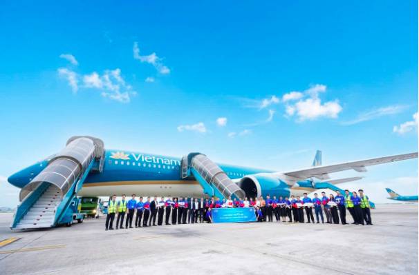 Vietnam Airlines thắp sáng tinh thần nhiệt huyết trên “Chuyến bay Thanh niên” 2026