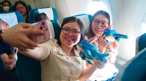 Vietnam Airlines thắp sáng tinh thần nhiệt huyết trên “Chuyến bay Thanh niên” 2026