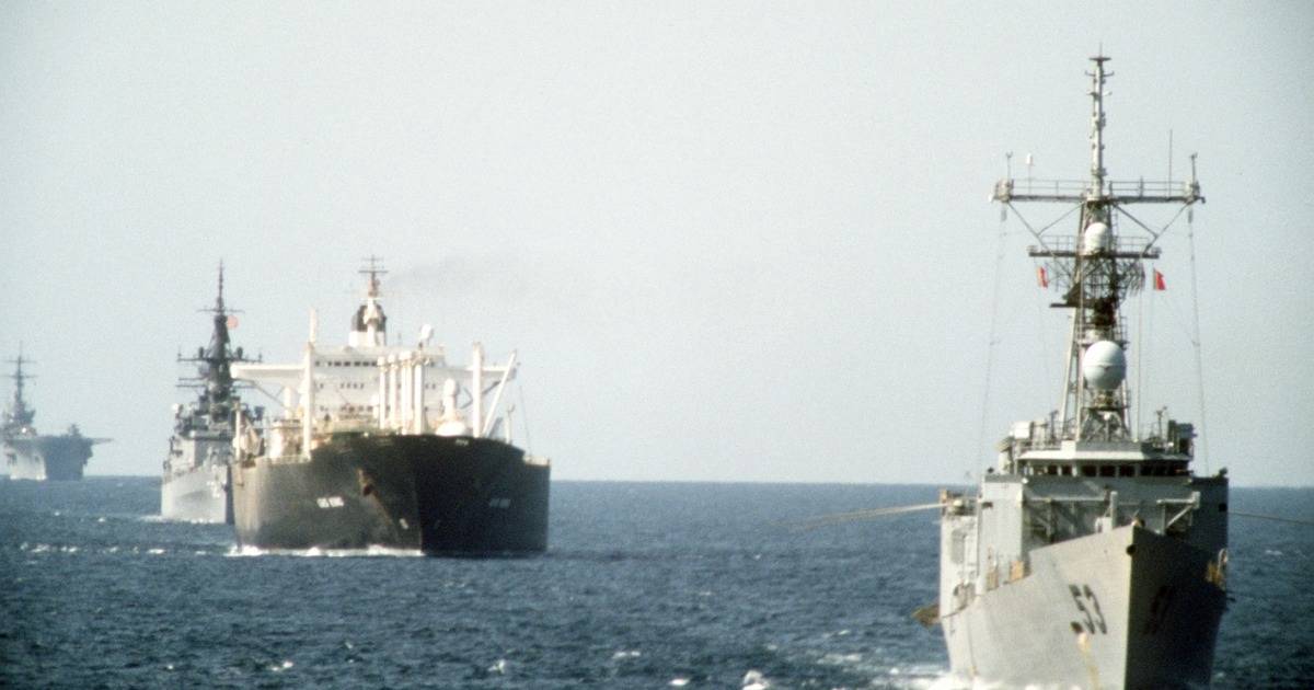 Hormuz “dậy sóng”: Bóng ma "chiến tranh tàu dầu" trở lại