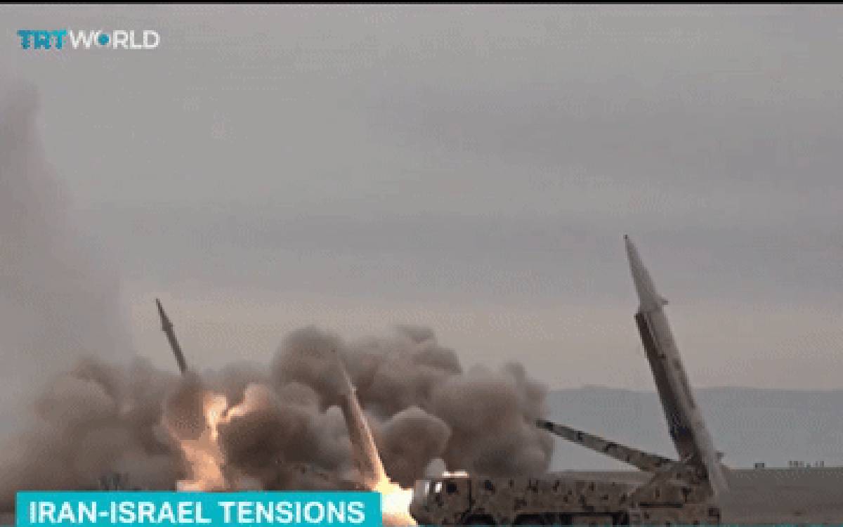 Nổ liên hoàn: Iran tuyên bố nã 100 tên lửa hạng nặng và UAV