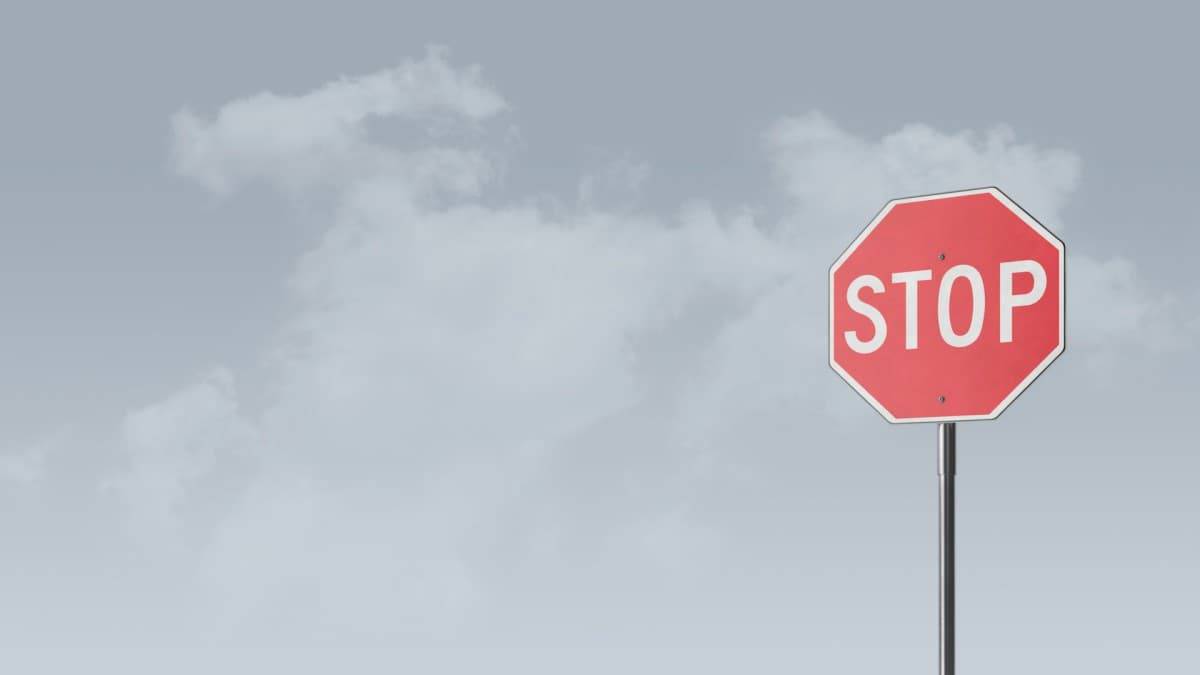 Eo biển Hormuz lại “đóng băng”: Tàu LNG đang đi sang Trung Quốc phải quay đầu