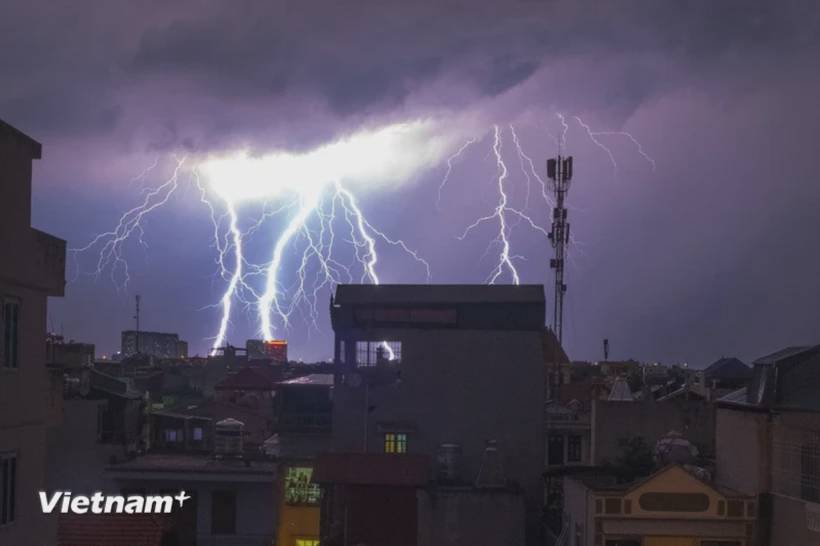 Cơ quan khí tượng cảnh báo: Thời tiết 2026 cực đoan, nắng nóng và bão dồn dập