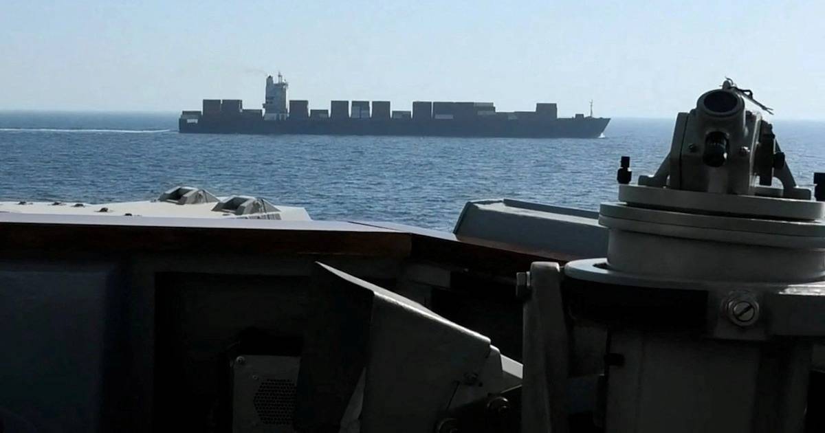 Nã pháo, bắt tàu Iran: Mỹ chính thức vượt “lằn ranh đỏ”?