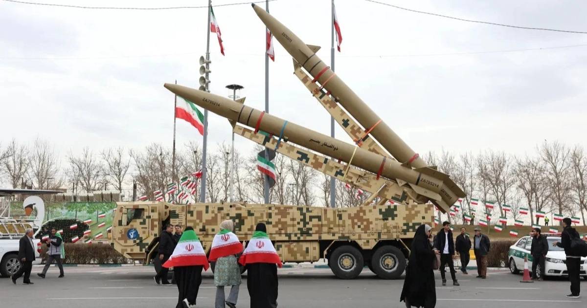 Iran công bố kịch bản đáp trả nếu Mỹ tái tấn công: Từ Hormuz đến các căn cứ Mỹ ở Trung Đông