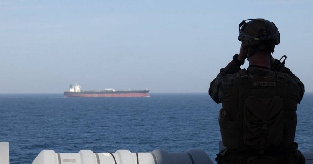 Ngòi nổ Trung Đông: Iran dọa tấn công nếu quân Mỹ tiến vào eo biển Hormuz