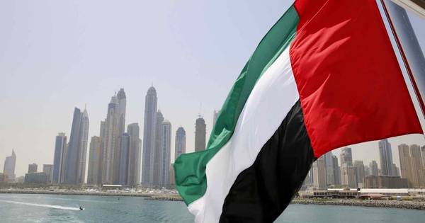 Vừa rời OPEC, UAE lập tức bán thêm 20 triệu thùng dầu cho Nhật Bản giữa khủng hoảng Hormuz