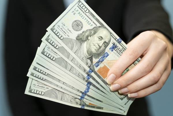 TS. Nguyễn Trí Hiếu: Tỷ giá USD/VND có thể tăng thêm 3-5%, áp lực lãi suất chưa hạ nhiệt