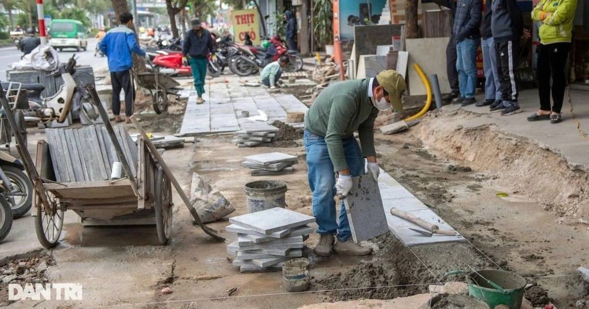 Đại biểu Hà Nội chất vất “Suốt ngày đào vỉa hè”, sông Tô Lịch mãi không xử lý được?