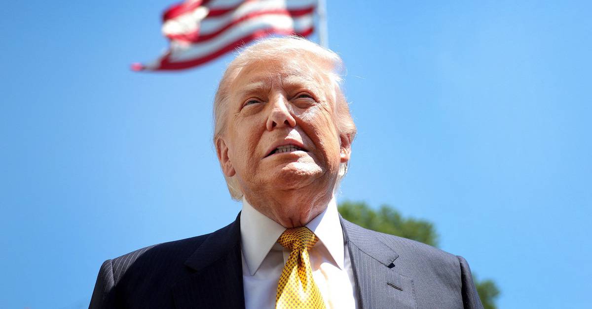 Ông Trump: Tôi không nghĩ về tình hình tài chính của người Mỹ hay bất kỳ ai khi đối đầu với Iran