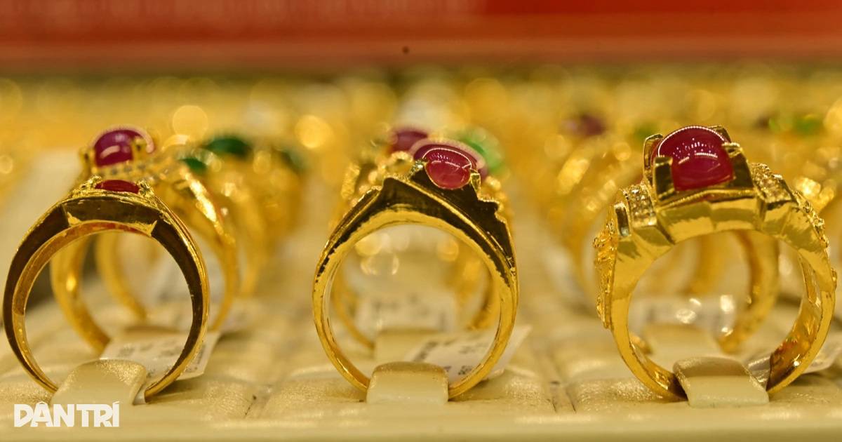 Đề nghị doanh nghiệp vàng cung cấp tài khoản nhân viên, người thân cho cơ quan thuế