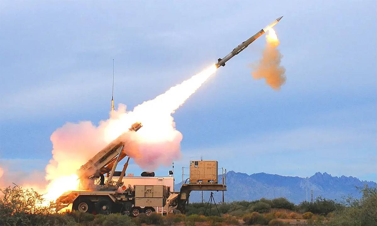 Quân đội Mỹ tìm mua tên lửa giá rẻ cho Patriot