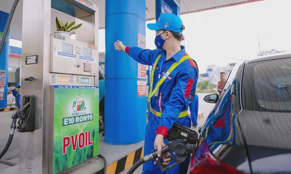 Xăng E10 có khiến xe hao xăng, máy yếu?